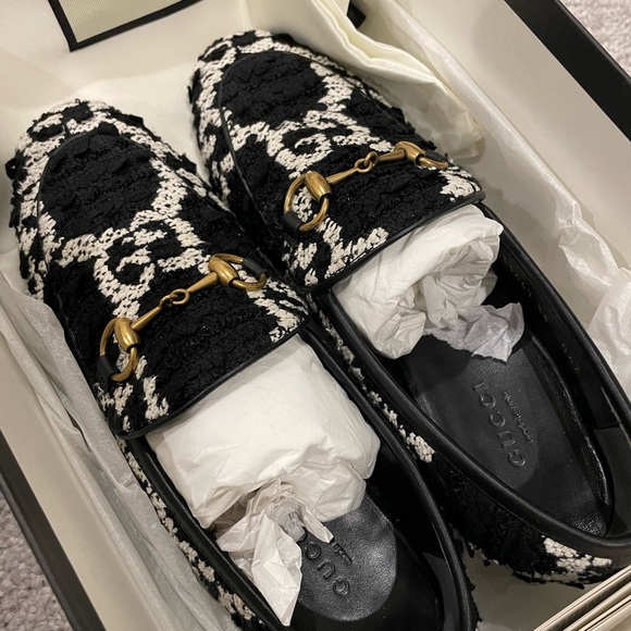 Gucci Women’s Jordan Tweed Loafer - Picture 3 of 8